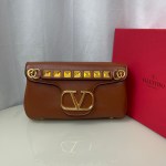 Valentino Stud Sign