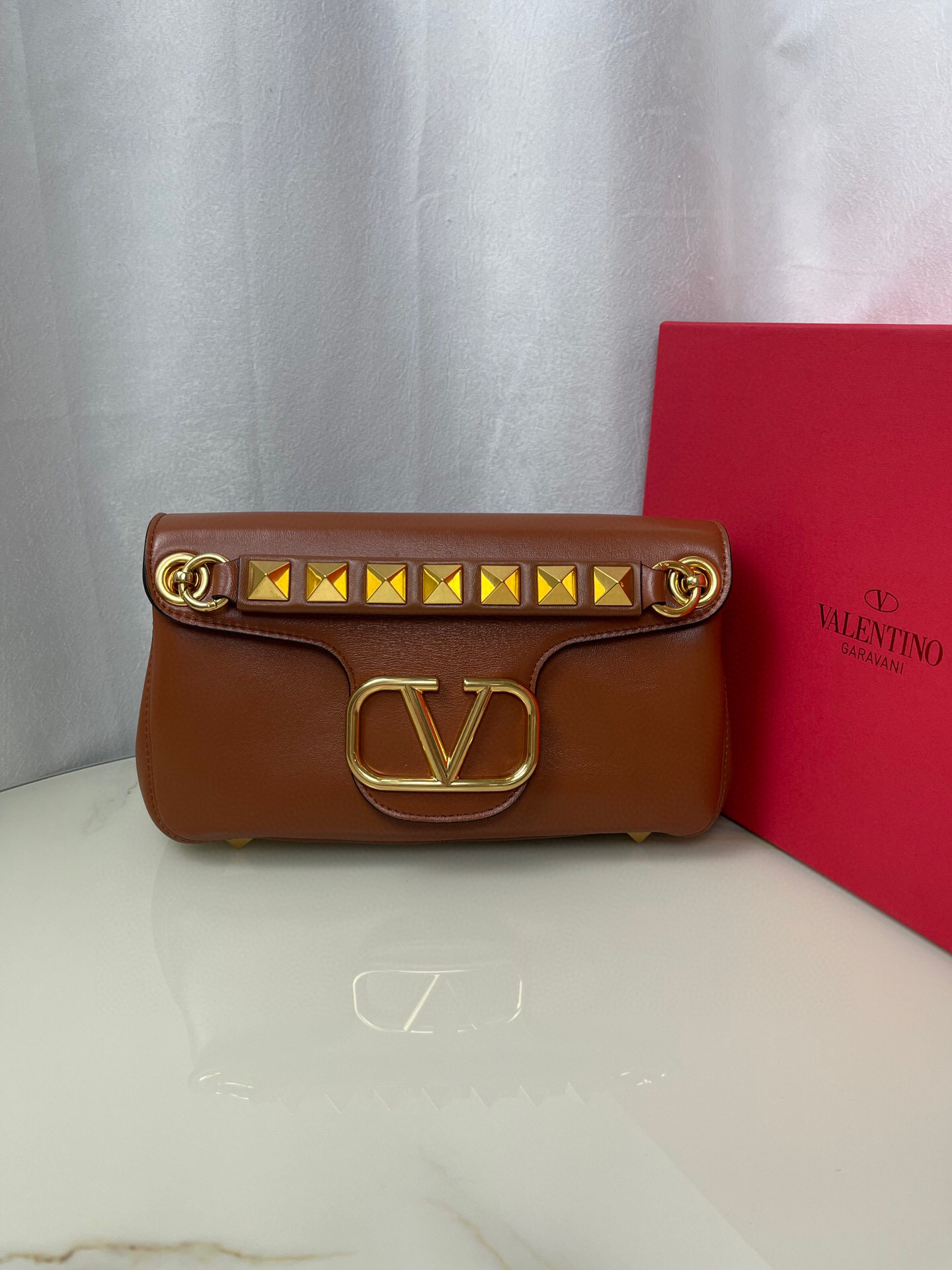 HSC-66B925402162 Valentino Stud Sign - Image 1
