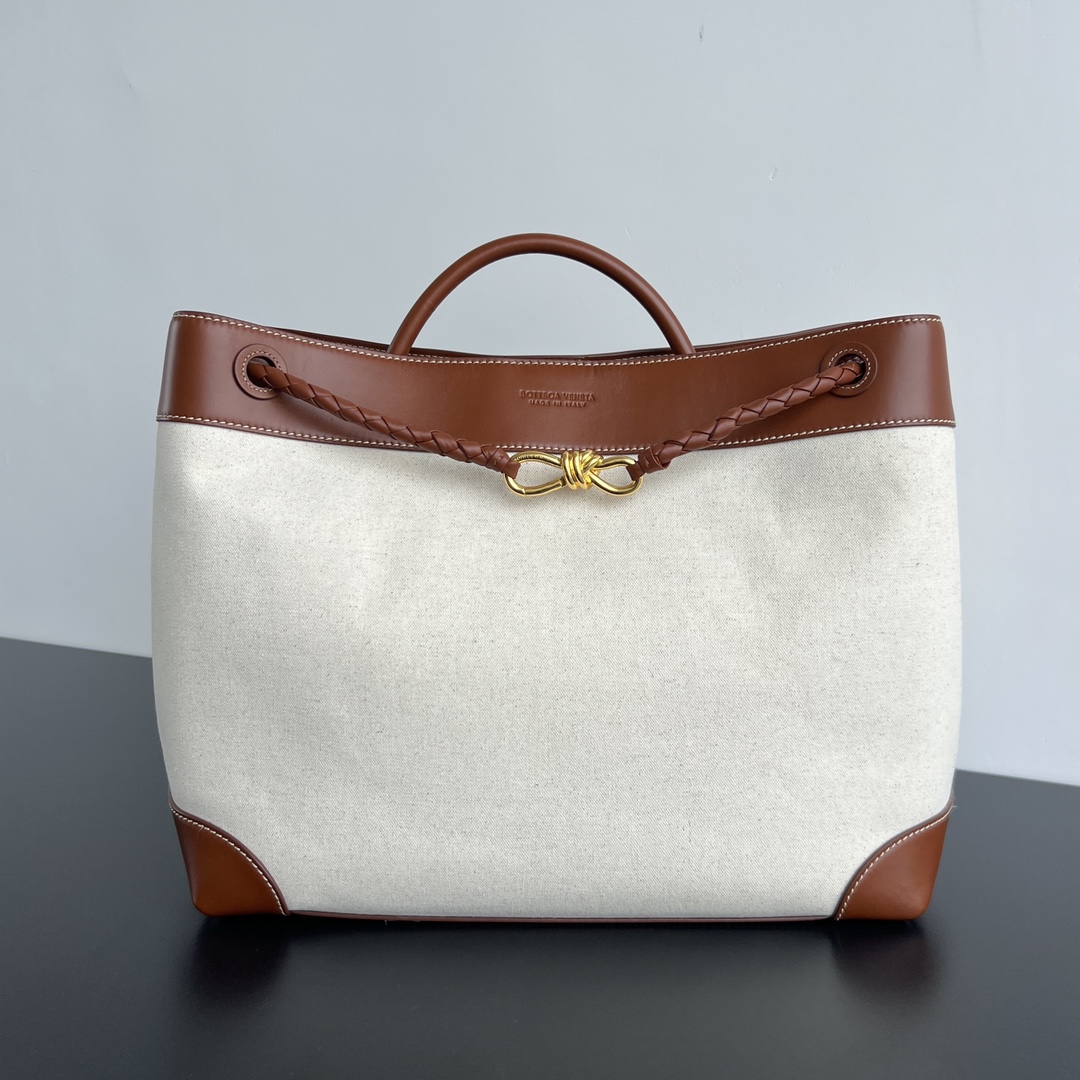 HSC-66E42B1B6F20 BOTTEGA VENETA ANDIAMO BAG - Image 1