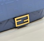 Fendi Baguette Medium Bag - Image 4