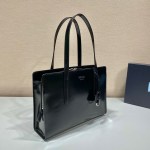 Prada Re-Edition 1995 brushed-leather medium handbag - Image 4