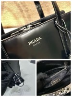 Prada Re-Edition 1995 brushed-leather medium handbag - Image 9