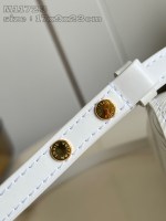 Louis Vuitton Twist MM Bag - Image 7