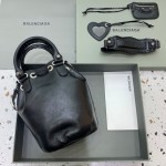 Balenciaga city - Image 2