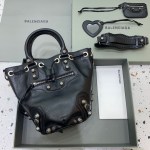 Balenciaga city - Image 3