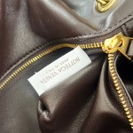 Bottega Veneta Madison Bag - Image 9