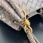 BOTTEGA VENETA Small Parachute - Image 4