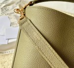 CELINE Bucket 16 - Image 7