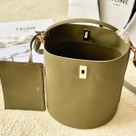 CELINE Bucket 16