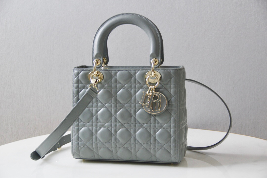 HSC-6C4B65B4BBD6 Lady Dior - Image 1