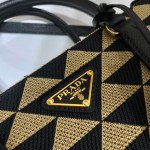 Medium Prada Galleria Saffiano leather bag - Image 7