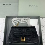 Balenciaga crush medium