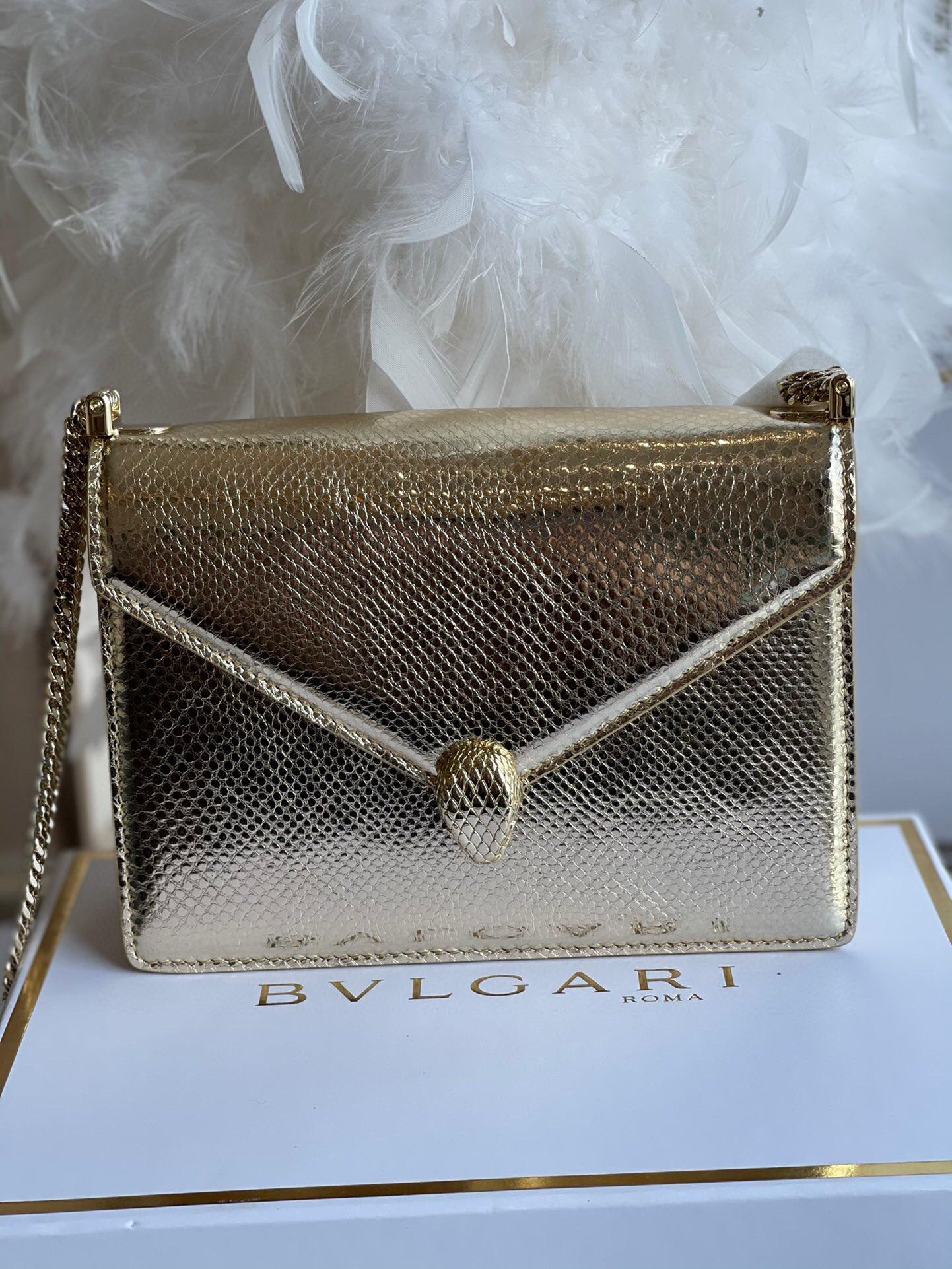 HSC-6DD2222D89CE Bvlgari Shoulder Bag - Image 1