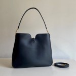 CELINE MEDIUM CAMILLE 16 SOFT BAG IN SMOOTH CALFSKIN - Image 3