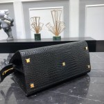 YSL uptown tote bag - Image 5