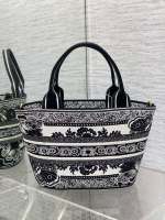Dior HAT BASKET BAG - Image 6