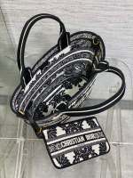 Dior HAT BASKET BAG - Image 8