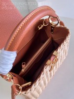 Louis Vuitton Capucines BB Small - Image 5