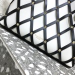Valentino Beehive - Image 4