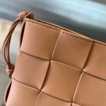 Bottega Veneta BV Cassette Pouch On Strap - Image 2