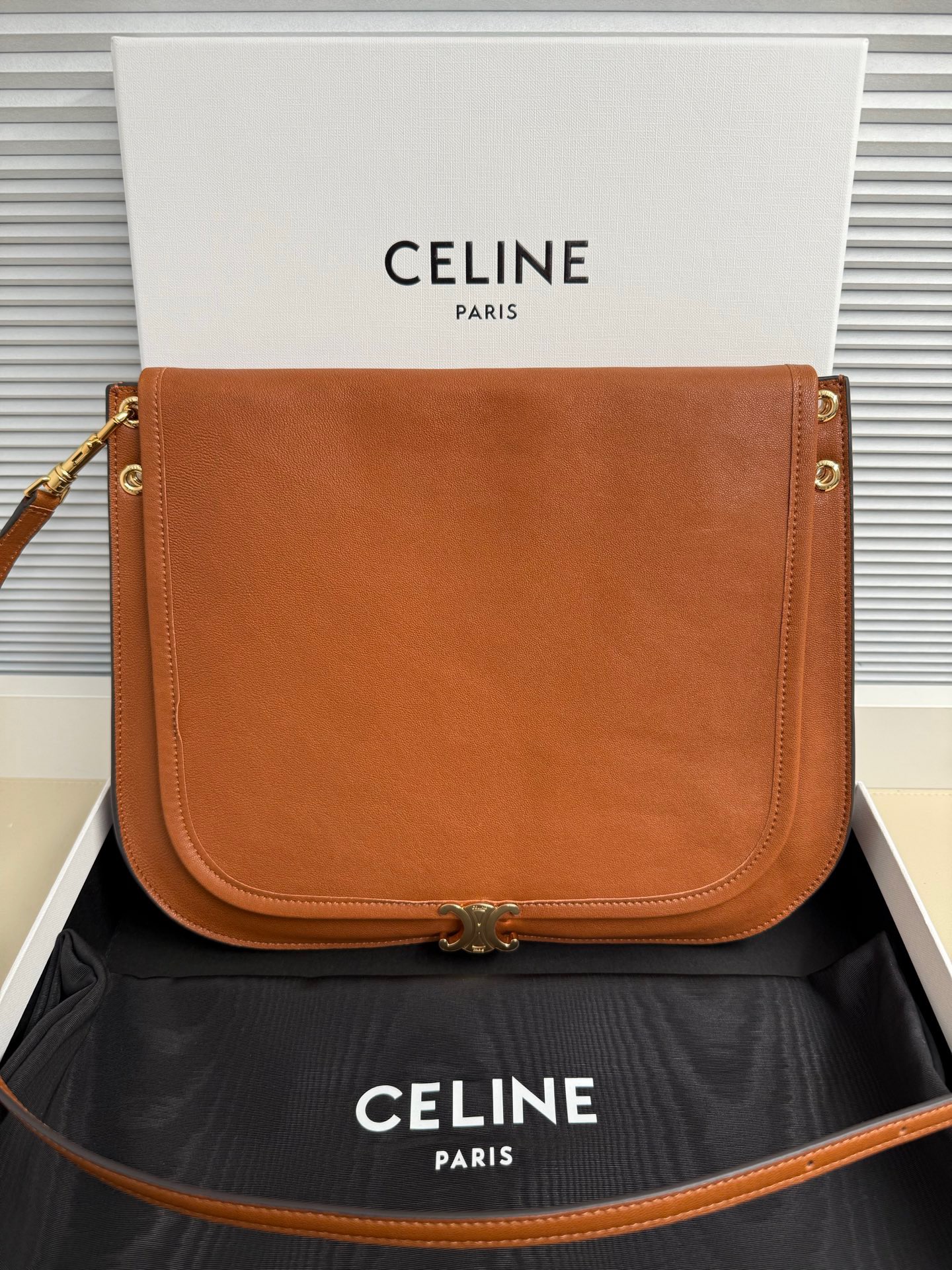 HSC-7B08C7A82CBA Celine SOFT TRIOMPHE BESACE - Image 1