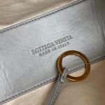 BOTTEGA VENETA Top Handle Loop - Image 4