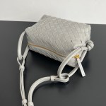 BOTTEGA VENETA Top Handle Loop - Image 7