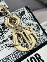 Dior Medium Lady D-Lite bag - Image 6