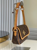 Louis Vuitton Tikal PM - Image 2