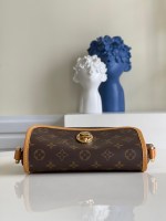 Louis Vuitton Tikal PM - Image 5