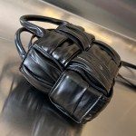 BOTTEGA VENETA BV Candy Arco Tote Bag - Image 2