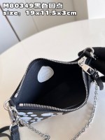 Louis Vuitton Easy Pouch On Strap Handbag - Image 8