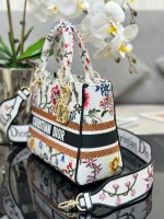 Dior Medium Lady D-Lite bag - Image 3
