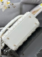 Dior Medium Lady D-Lite bag - Image 4