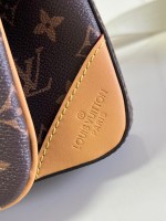 Louis Vuitton Trio Messenger Bag - Image 7