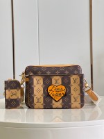Louis Vuitton Trio Messenger Bag