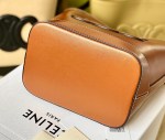 CELINE BUCKET CUIR TRIOMPHE BAG - Image 4