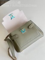 Louis Vuitton Lockme Ever Mini - Image 7