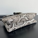BOTTEGA VENETA Small Liberta - Image 7