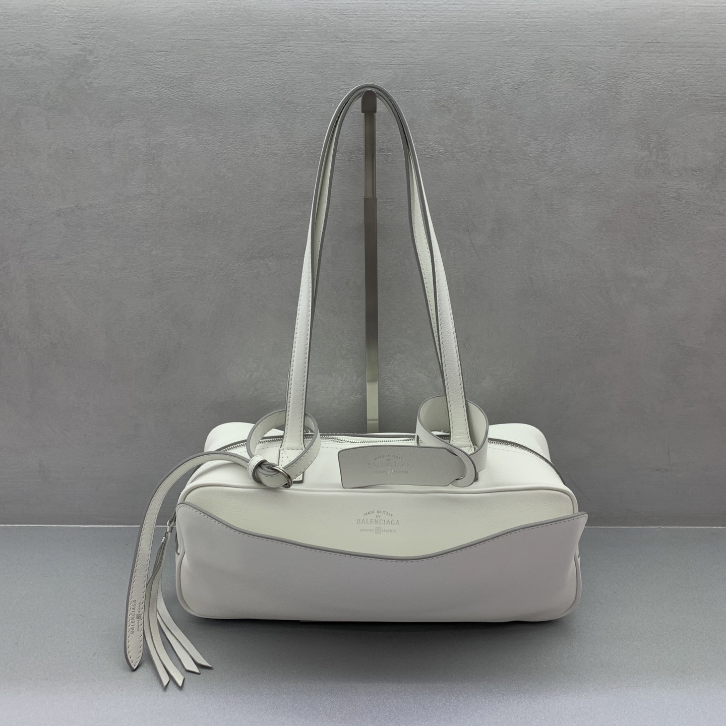 HSC-8C8C634594BE Balenciaga Women’s Carrie Bowling Bag Small - Image 1