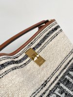 CELINE Bucket 16 - Image 5
