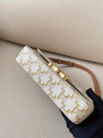 Celine Triomphe - Image 7