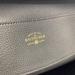 Balenciaga Women’s Carrie Carry All Bag - Image 7