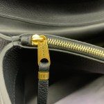 Balenciaga Women’s Carrie Carry All Bag - Image 8