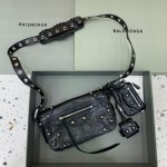 Balenciaga Le Cagole