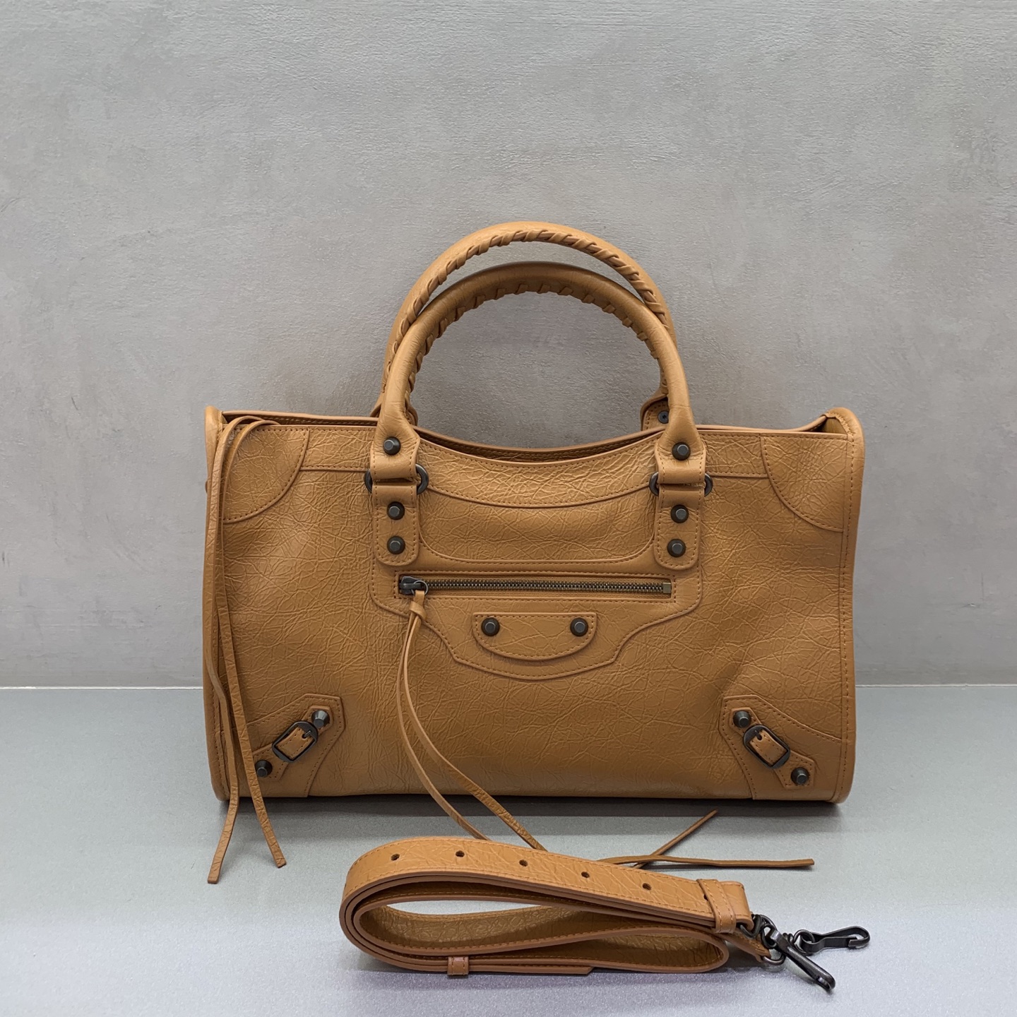 HSC-983856151DA5 Balenciaga Women’s Le City Bag Medium - Image 1