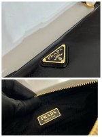 Prada Re-Edition 2002 small leather shoulder bag - Image 8