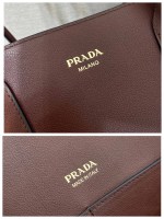 Prada Large leather tote bag - Image 9