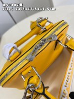 Louis Vuitton Alma BB - Image 8