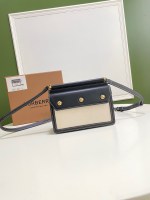 Burberry Horseferry - Image 9
